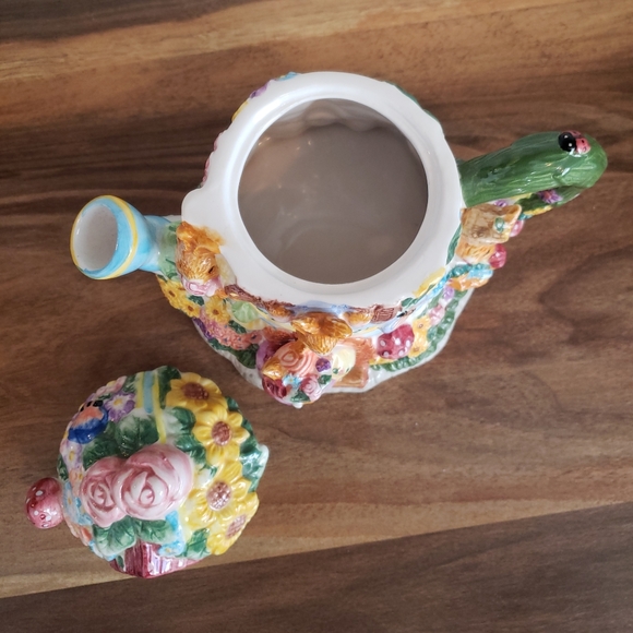 3D Mercuries Bunny Rabbit DECORATIVE Collector Tea Pot Ceramic 1999 - Picture 3 of 8